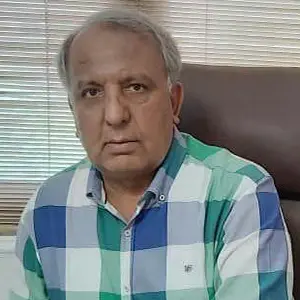 تصویر دکتر محمدحسن حورنگ
